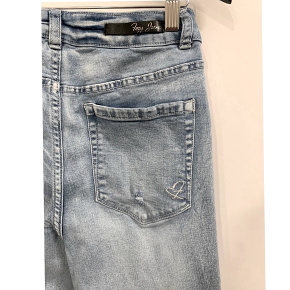 2/$50 Denim Society: Charlie Boyfriend Ankle Jeans - Picture 4 of 6